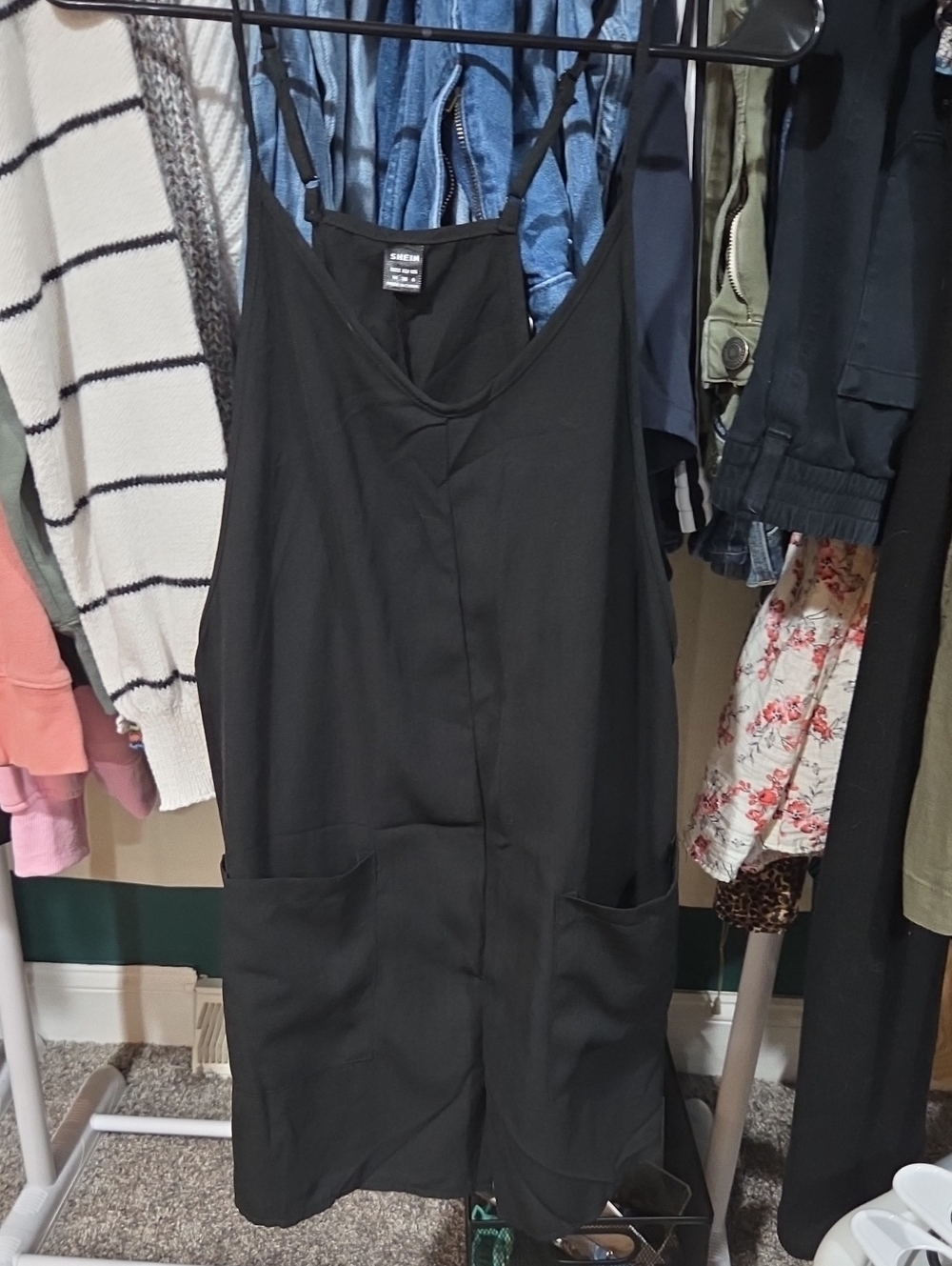 SHEIN Black Jumper